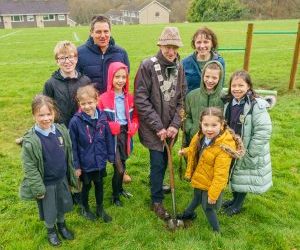 Youngsters help celebrate the Queens Platinum Jubilee by planting trees
