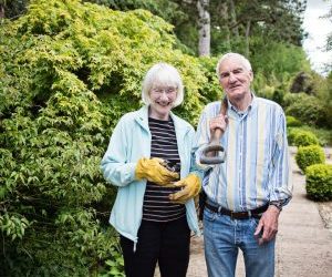 Become a volunteer for Longfield Hospice!