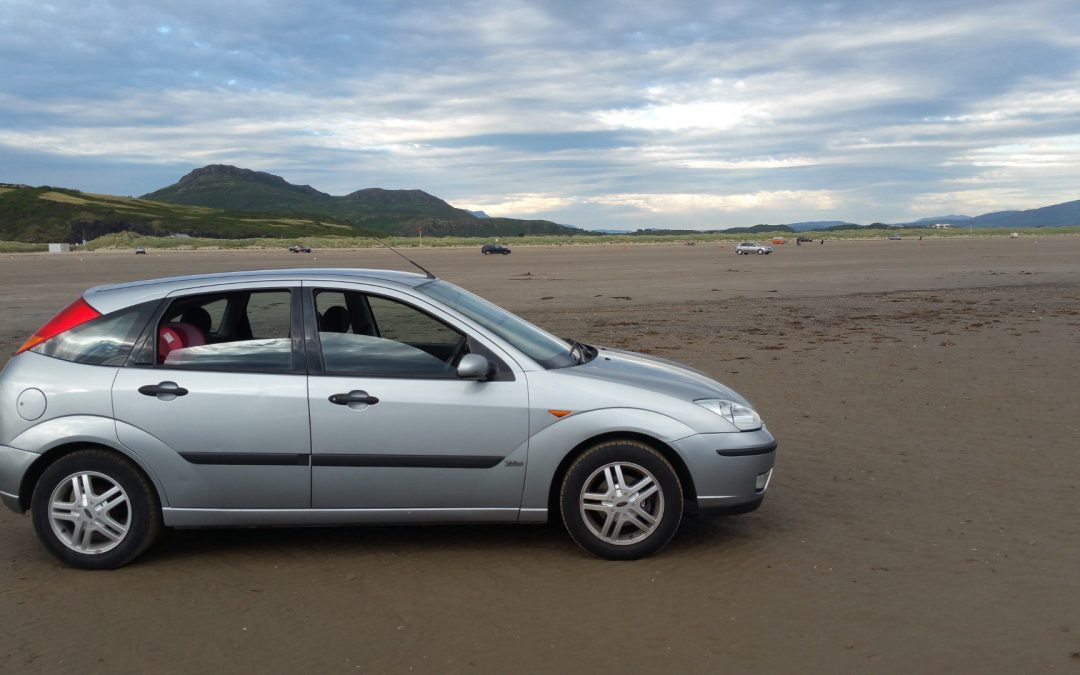 Used car travels in an 04 Ford Focus Zetec